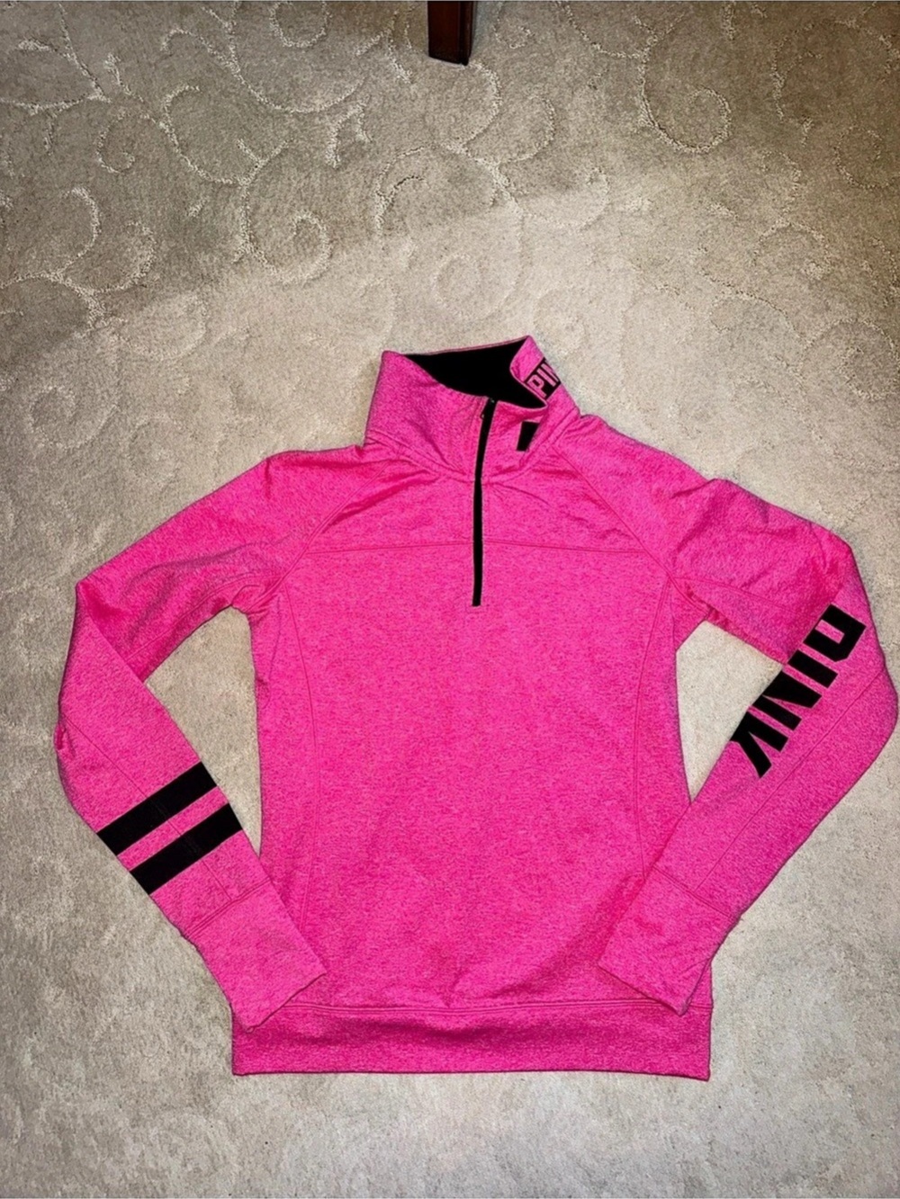 PINK Long Sleeve Athletic Top in Hot Pink & Black Size Small